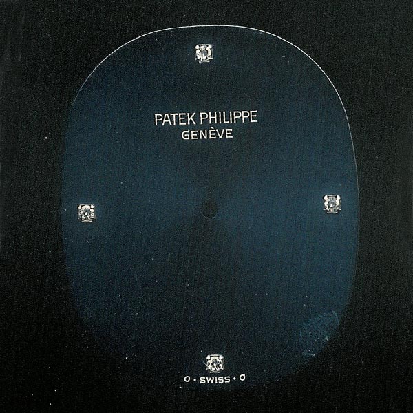 Patek-Philippe-restauracion-esfera-reloj-soley-fondo-azul_Danafi_01