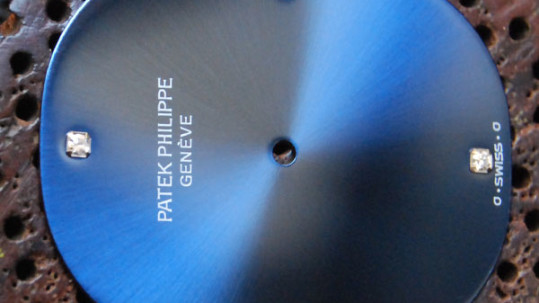 Esfera de reloj Patek Philippe restaurada en Danafi, Barcelona