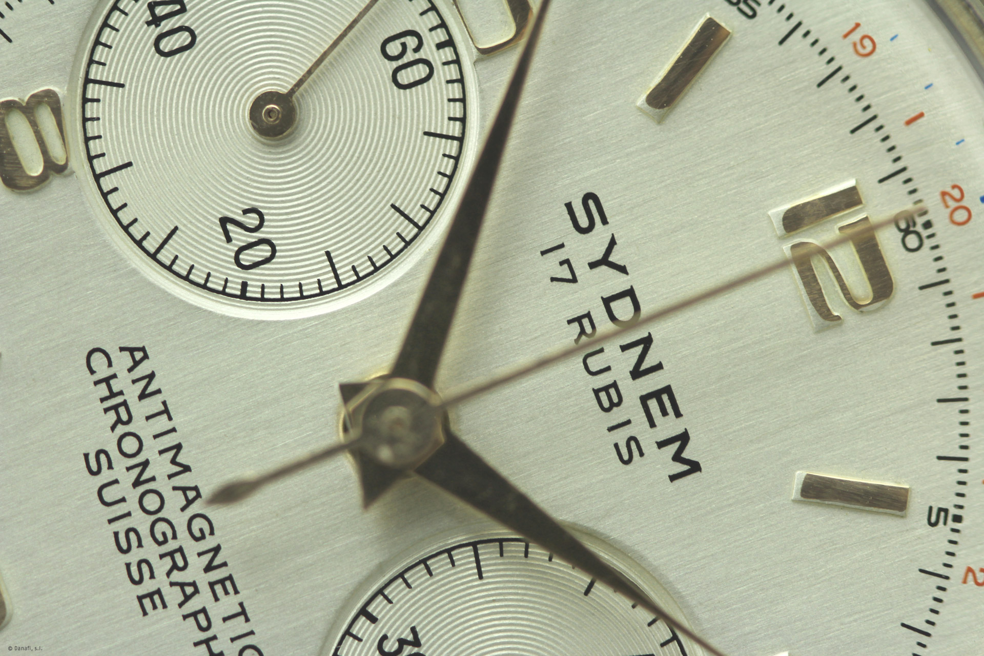 Restauración completa reloj cronómetro Sydnem 17 Rubis Antimagnetic Chronographe Suisse
