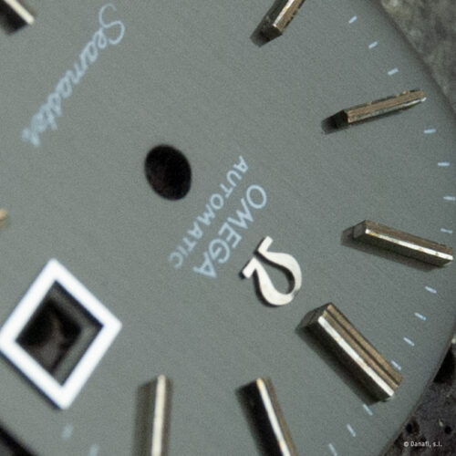 Esfera de reloj de Sra. Omega Seamaster color gris. Repintar esfera de reloj.