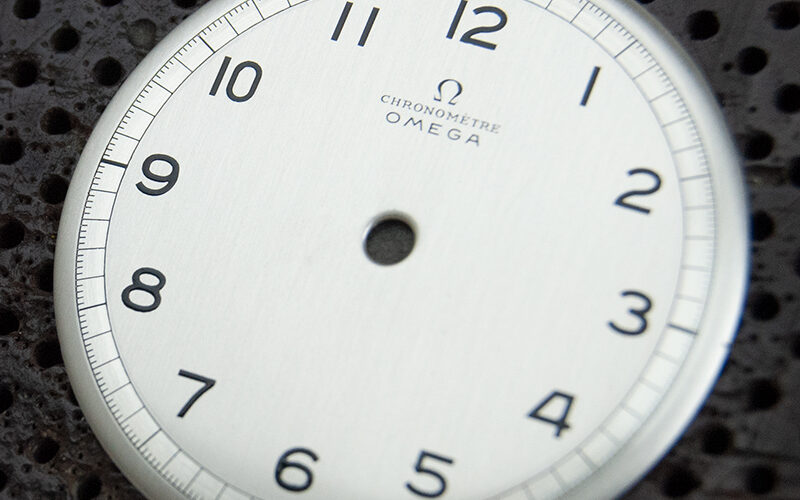 Dial vntage Omega chronometre 30-T2 Restauración esfera plateada doble tono