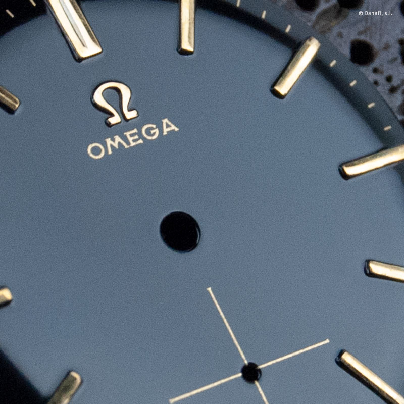 Dial Omega: Cambiar color a negro. Servicio Atención Técnica Barcelona. Taller especializado en restaurar y personalizar esferas, diales y cuadrantes de reloj.