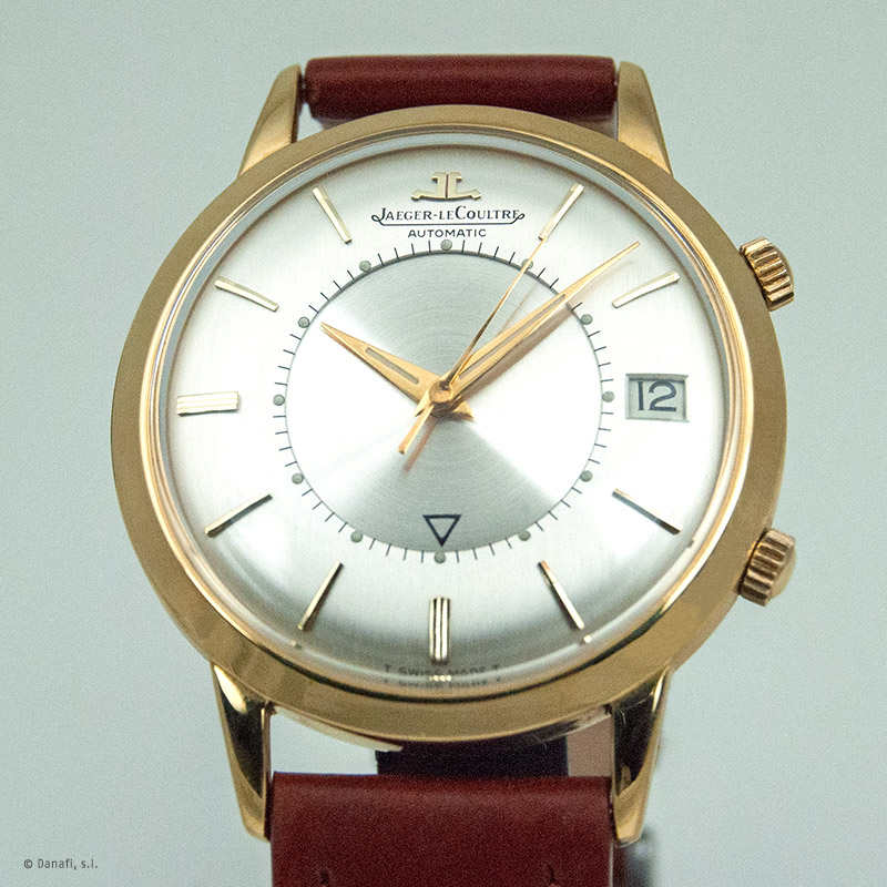 Jaeger LeCoultre Memovox: recuperación y restauración de un reloj despertador de pulsera de la mítica manufactura Jaeger-LeCoultre. Taller relojero Barcelona.