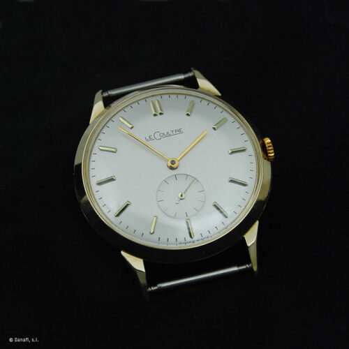 Le Coultre: Recuperar reloj. Restauración y reparación de relojes Le Coultre. Taller artesano especializado en reparar relojes Le Coultre en Barcelona, Madrid.