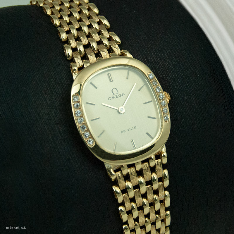 Reacondicionamiento reloj Omega de cuarzo. Taller de relojería Danafi, Barcelona.